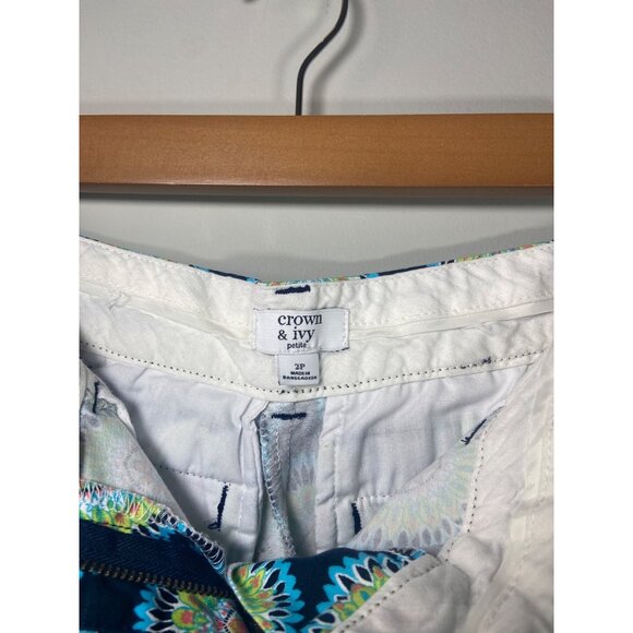 Crown & Ivy Women's Black/ Green/ Blue Kaleidoscope Shorts Petite Sz. 2P Stretch - Picture 5 of 5